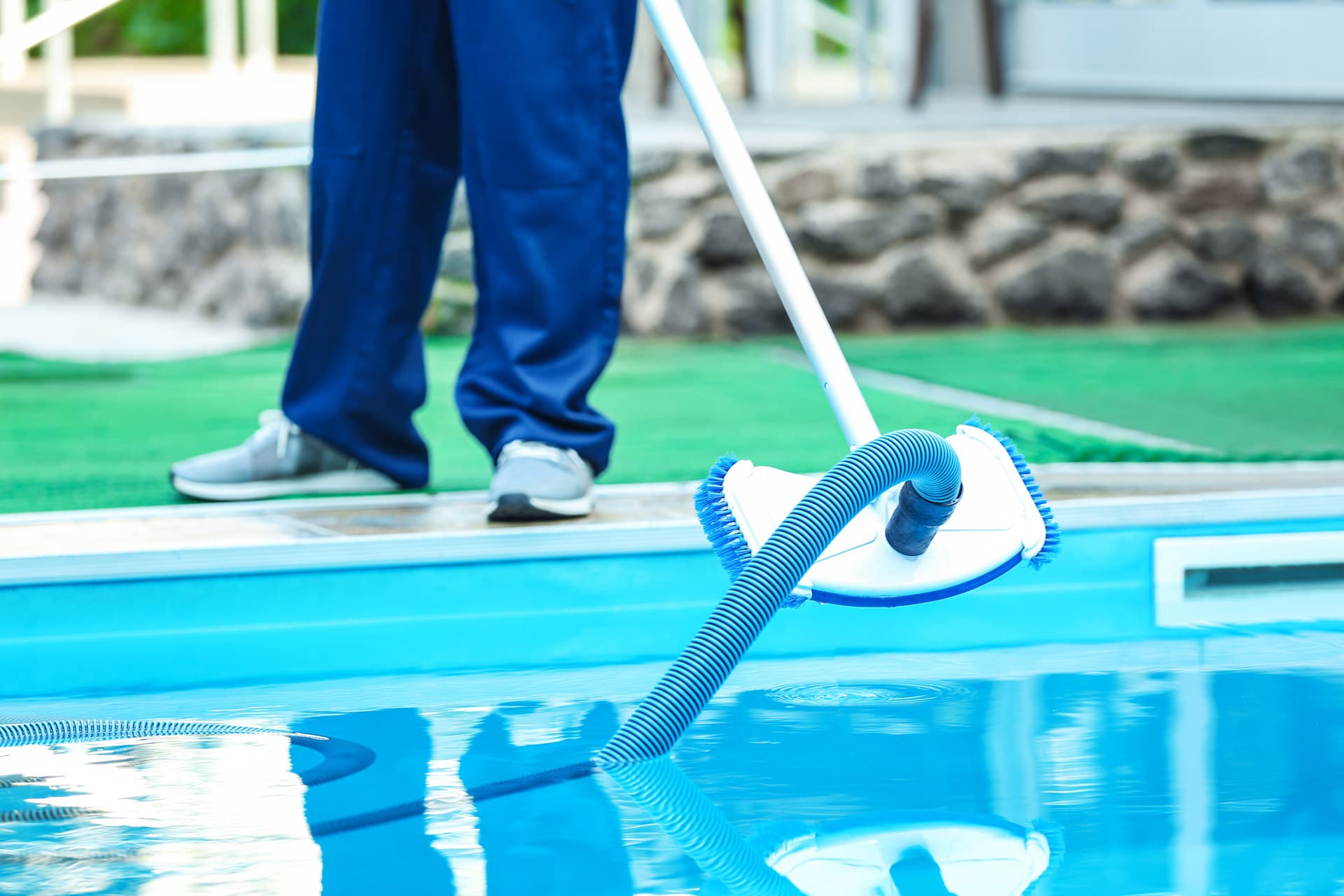 Mantenga su piscina en óptimas condiciones con nuestro servicios